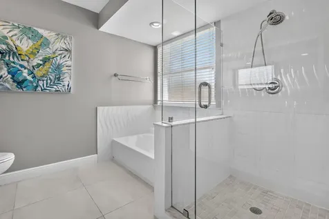 9444 NW 8th Circle Plantation FL 33324