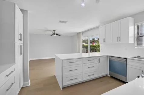 9444 NW 8th Circle Plantation FL 33324