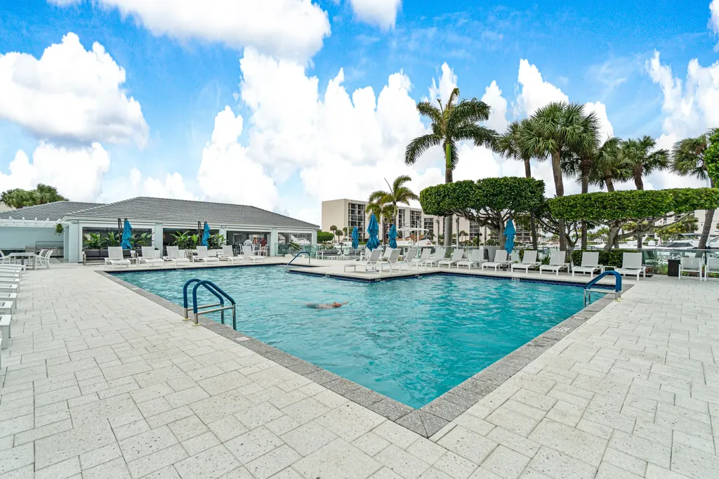2697 N Ocean Boulevard Boca Raton FL 33431