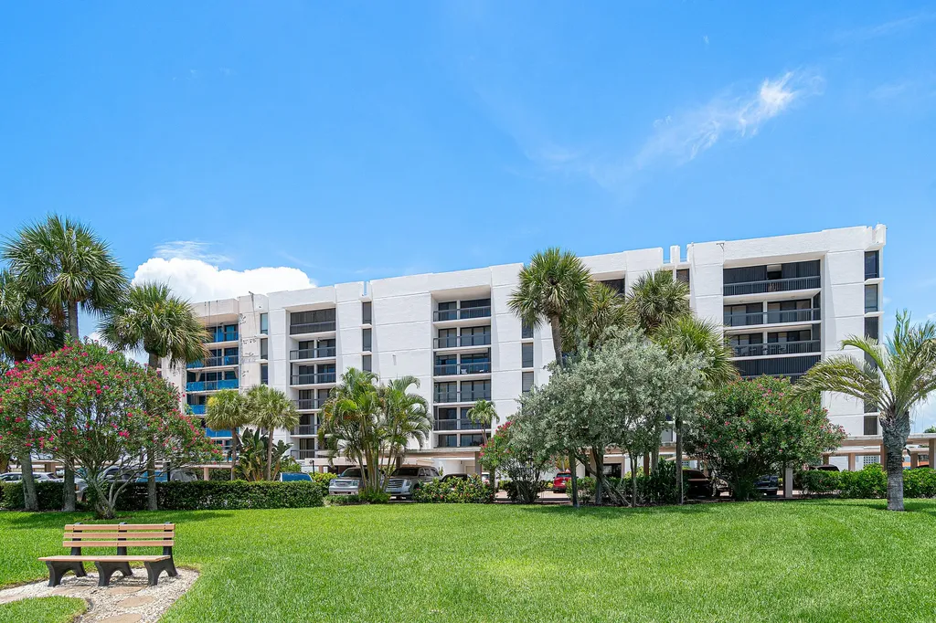 2697 N Ocean Boulevard Boca Raton FL 33431