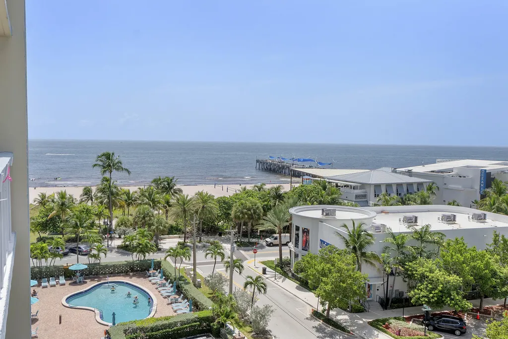305 N Pompano Beach Boulevard Pompano Beach FL 33062