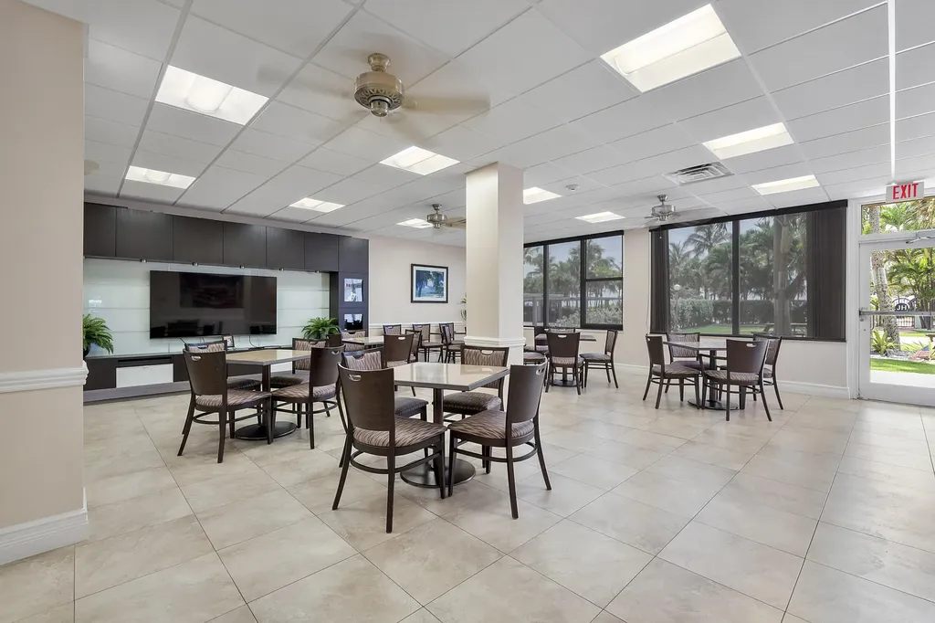 305 N Pompano Beach Boulevard Pompano Beach FL 33062