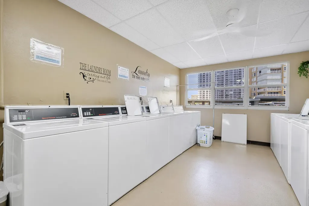305 N Pompano Beach Boulevard Pompano Beach FL 33062