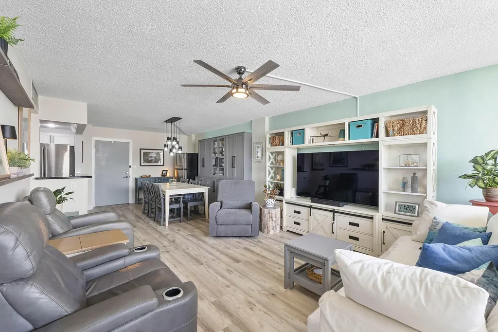 305 N Pompano Beach Boulevard Pompano Beach FL 33062