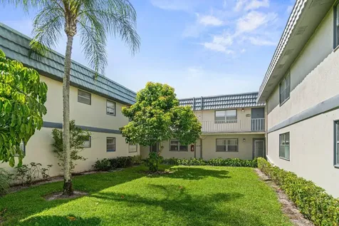 690 Brittany O Delray Beach FL 33446