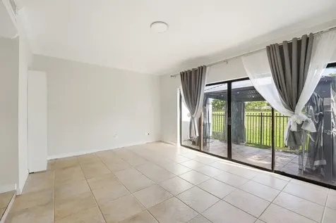 642 NE 195th Street Miami FL 33179