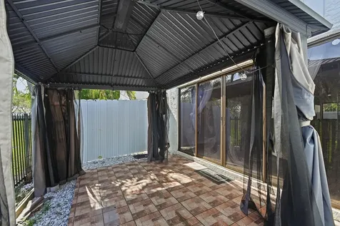 642 NE 195th Street Miami FL 33179