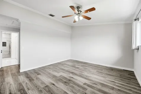 642 NE 195th Street Miami FL 33179