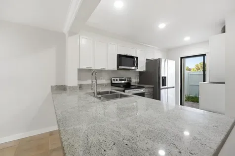 642 NE 195th Street Miami FL 33179