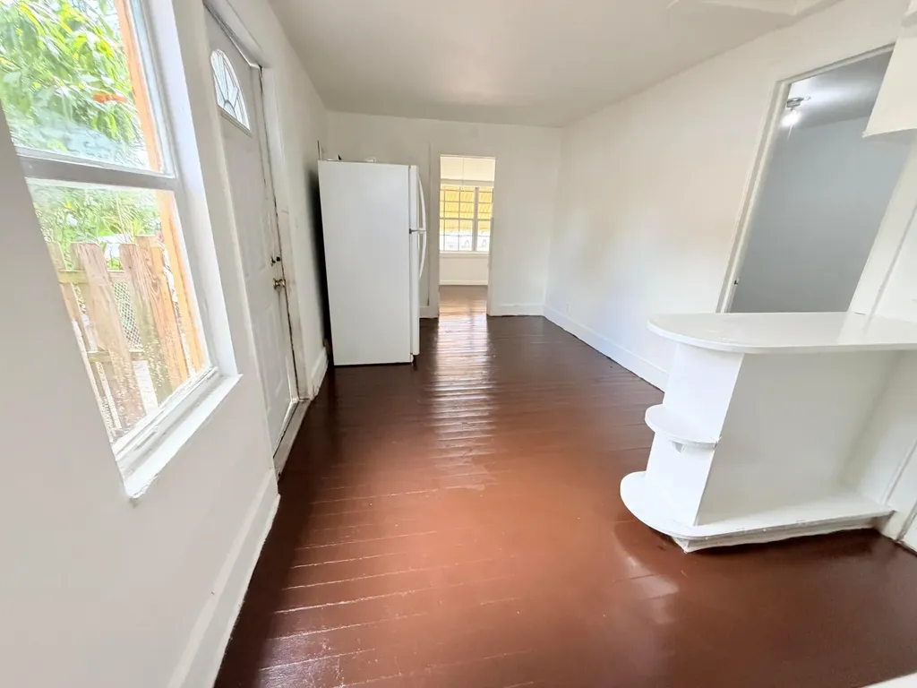 4343 Pinewood Avenue West Palm Beach FL 33407