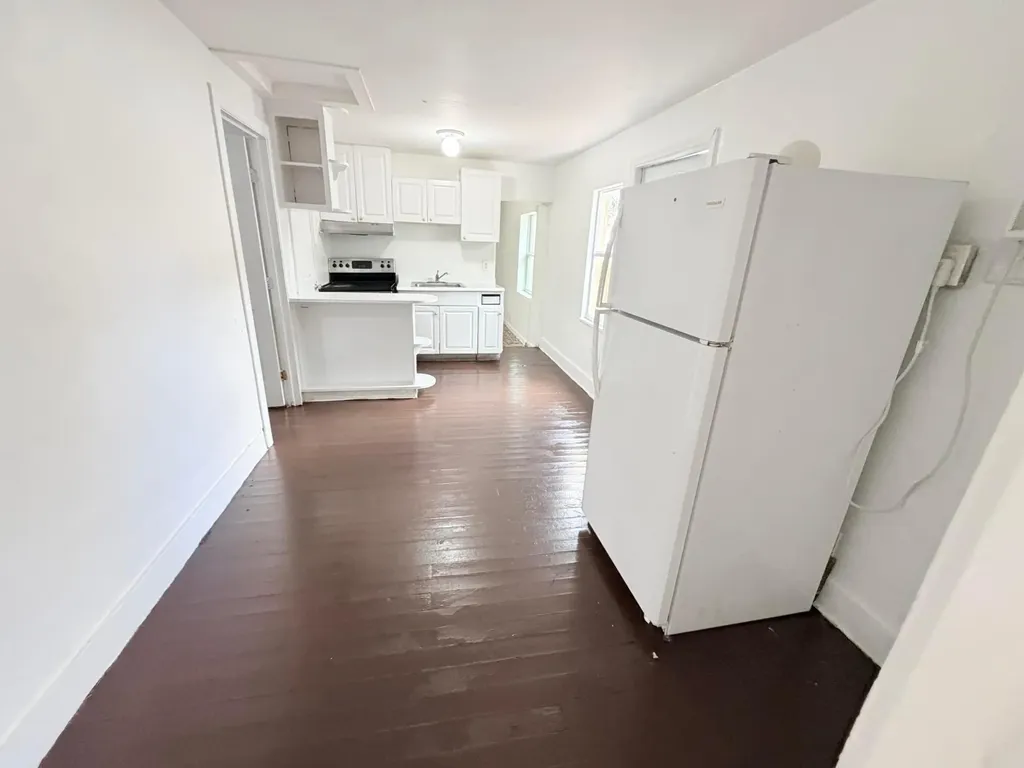 4343 Pinewood Avenue West Palm Beach FL 33407