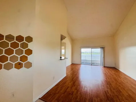 3409 NW 44th Street Oakland Park FL 33309
