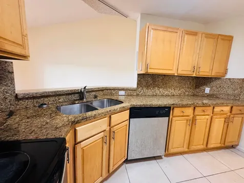 3409 NW 44th Street Oakland Park FL 33309