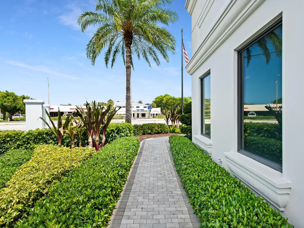 6199 N Federal Highway Boca Raton FL 33487