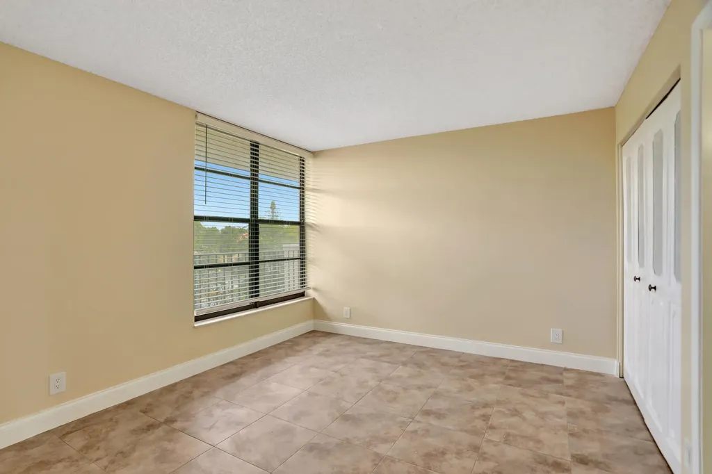 3 Royal Palm Way Boca Raton FL 33432