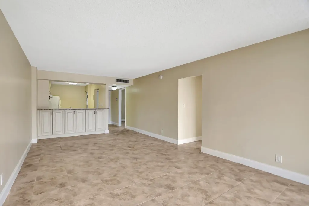 3 Royal Palm Way Boca Raton FL 33432