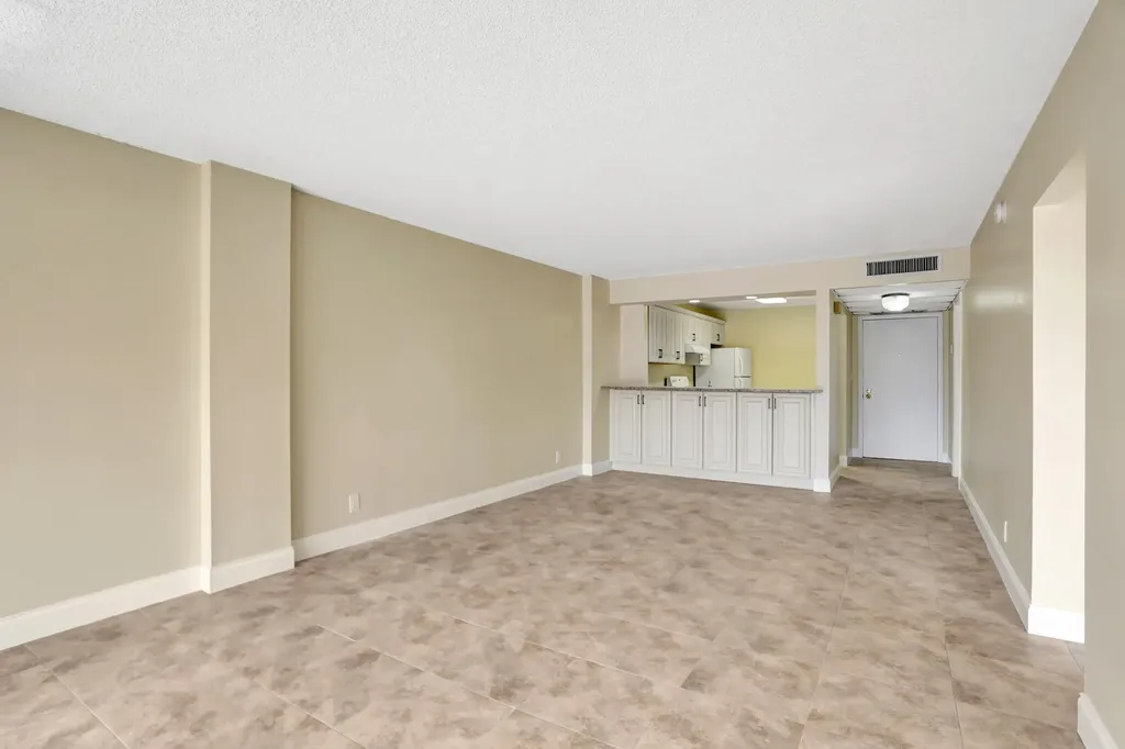 3 Royal Palm Way Boca Raton FL 33432