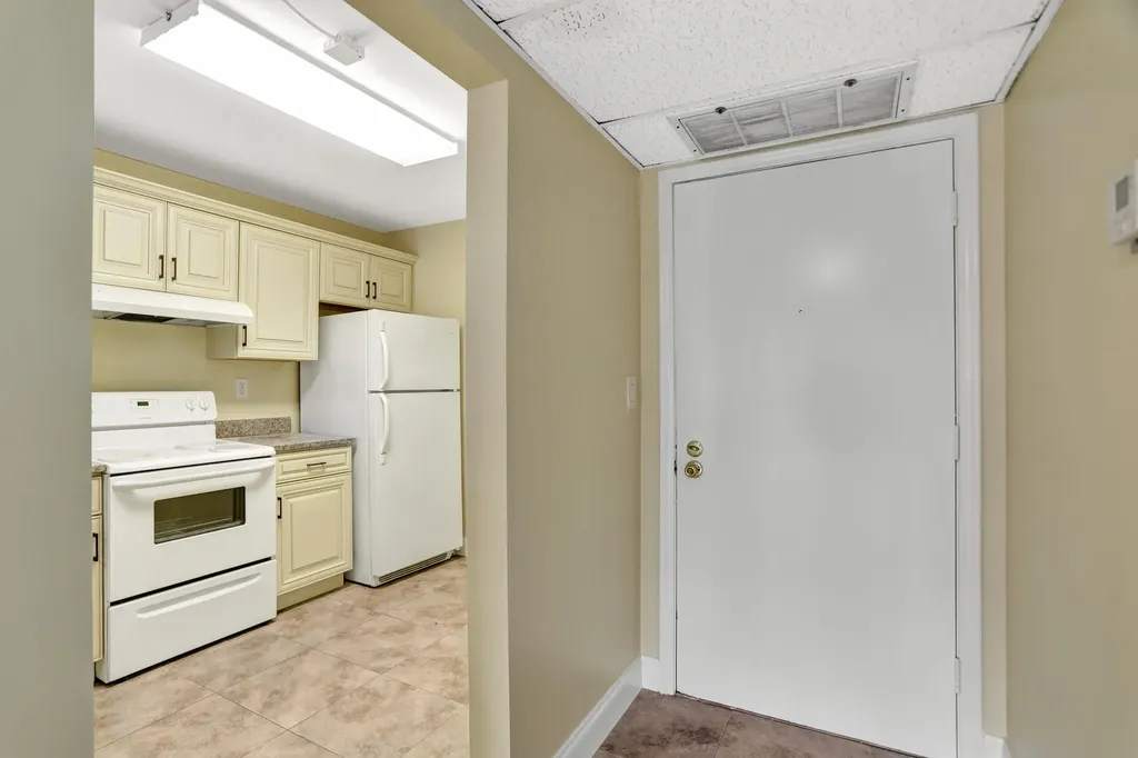 3 Royal Palm Way Boca Raton FL 33432