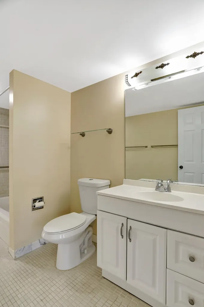 3 Royal Palm Way Boca Raton FL 33432