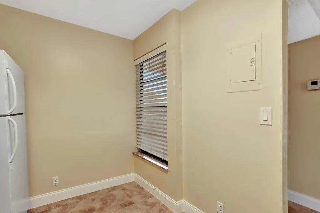 3 Royal Palm Way Boca Raton FL 33432