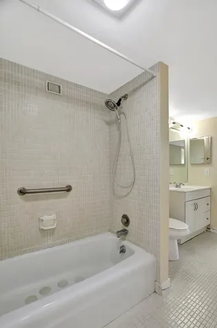 3 Royal Palm Way Boca Raton FL 33432