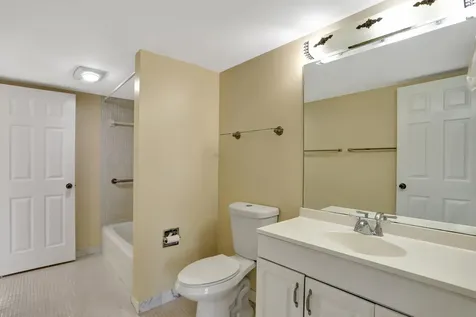3 Royal Palm Way Boca Raton FL 33432