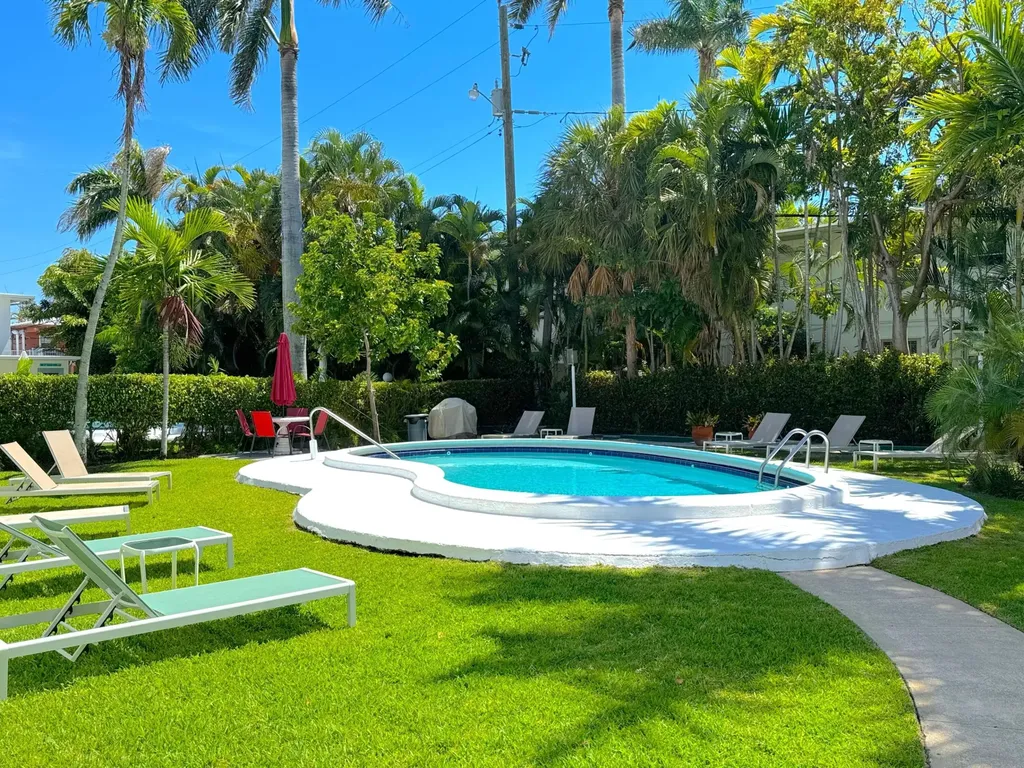 624 Antioch Avenue Fort Lauderdale FL 33304