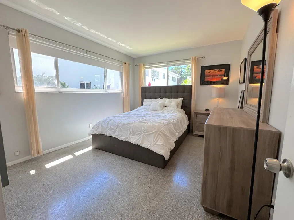 624 Antioch Avenue Fort Lauderdale FL 33304