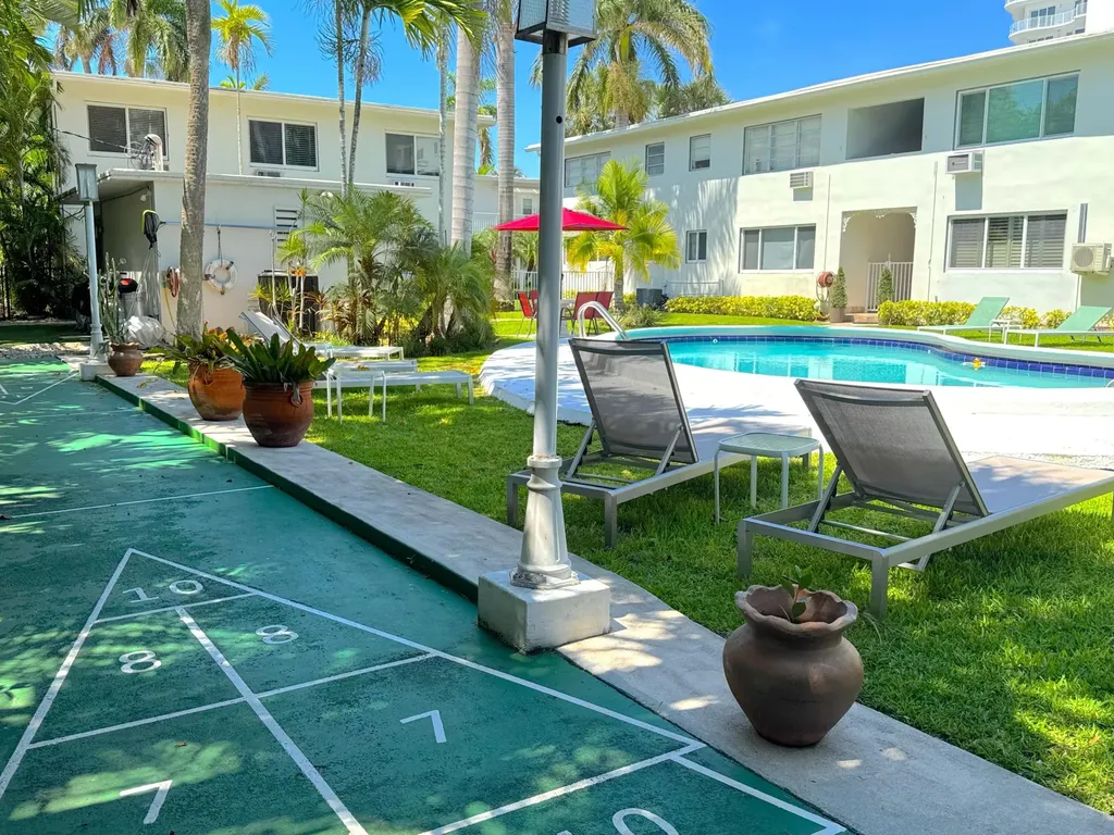624 Antioch Avenue Fort Lauderdale FL 33304