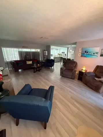 9340 NW 21st Manor Sunrise FL 33322