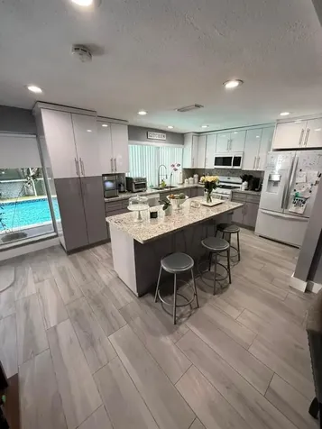9340 NW 21st Manor Sunrise FL 33322