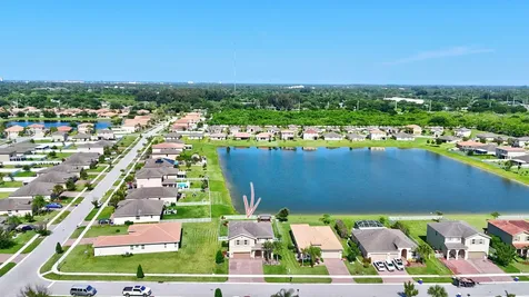 840 Gairloch Lane Fort Pierce FL 34947