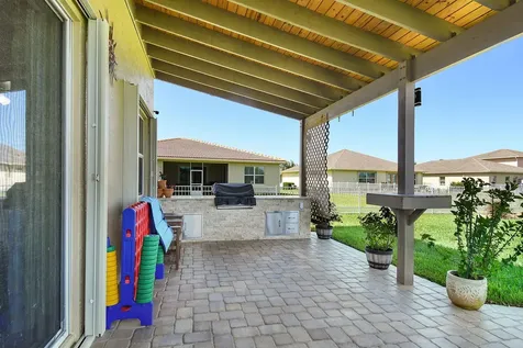 840 Gairloch Lane Fort Pierce FL 34947