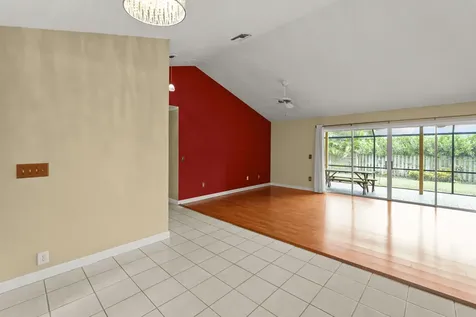 9746 SE Landing Place Tequesta FL 33469