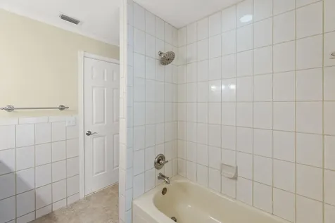 9746 SE Landing Place Tequesta FL 33469