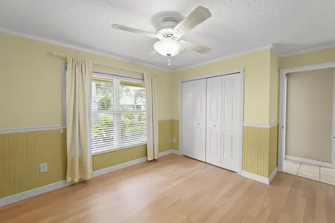 9746 SE Landing Place Tequesta FL 33469