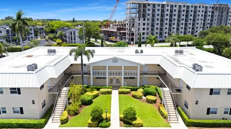 24 Colonial Club Drive Boynton Beach FL 33435