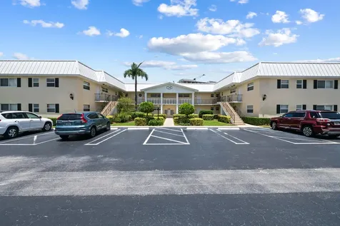 24 Colonial Club Drive Boynton Beach FL 33435