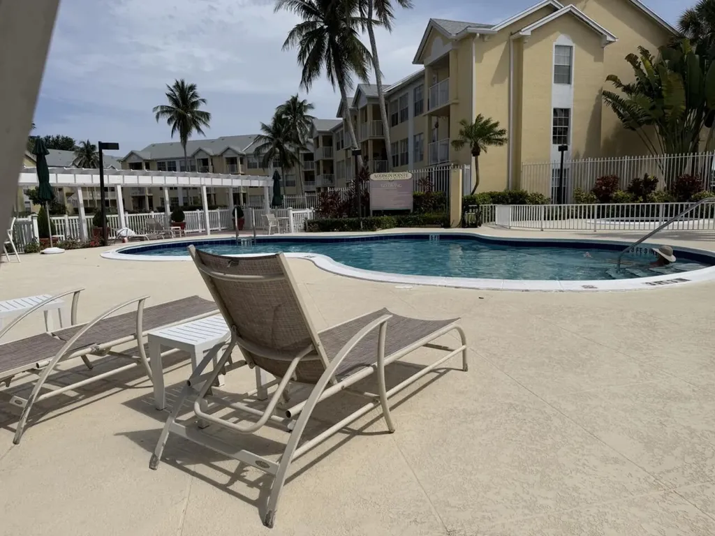 6308 La Costa Drive Boca Raton FL 33433