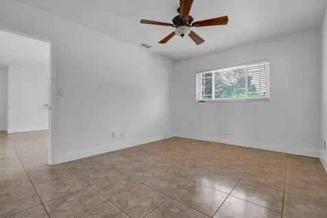 2100 N 57th Avenue Hollywood FL 33021