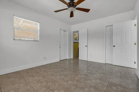 2100 N 57th Avenue Hollywood FL 33021