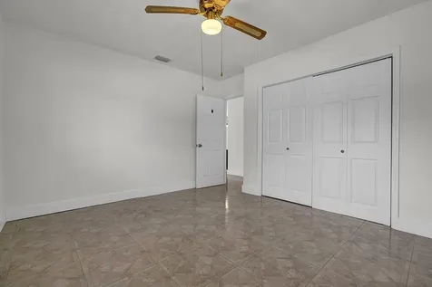 2100 N 57th Avenue Hollywood FL 33021