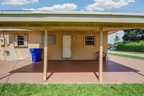 2100 N 57th Avenue Hollywood FL 33021