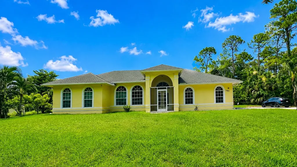 16611 68th Street N The Acreage FL 33470