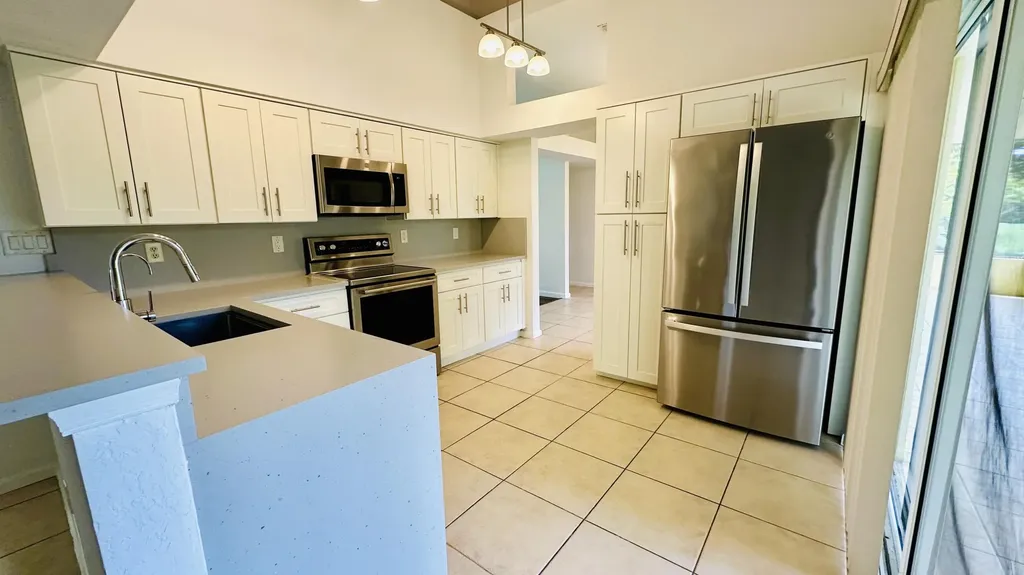 16611 68th Street N The Acreage FL 33470