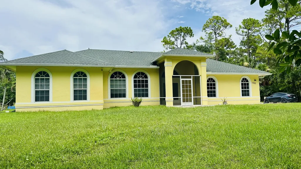 16611 68th Street N The Acreage FL 33470