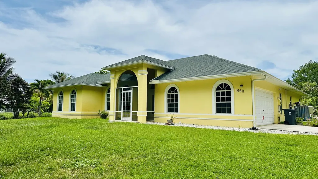 16611 68th Street N The Acreage FL 33470