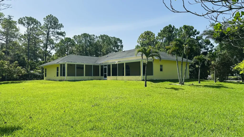 16611 68th Street N The Acreage FL 33470
