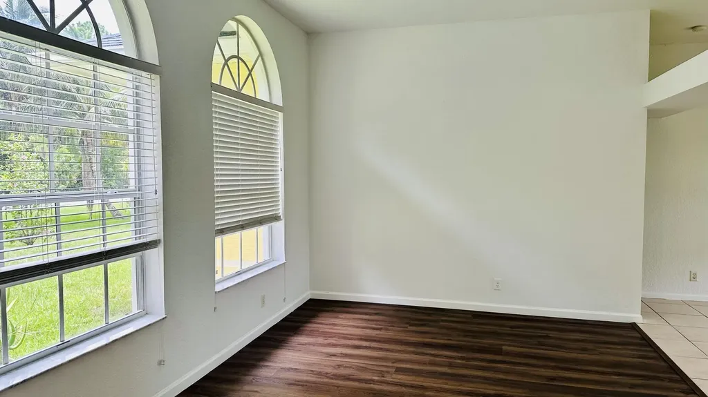 16611 68th Street N The Acreage FL 33470