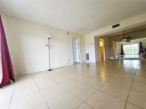 4172 Inverrary Drive Lauderhill FL 33319